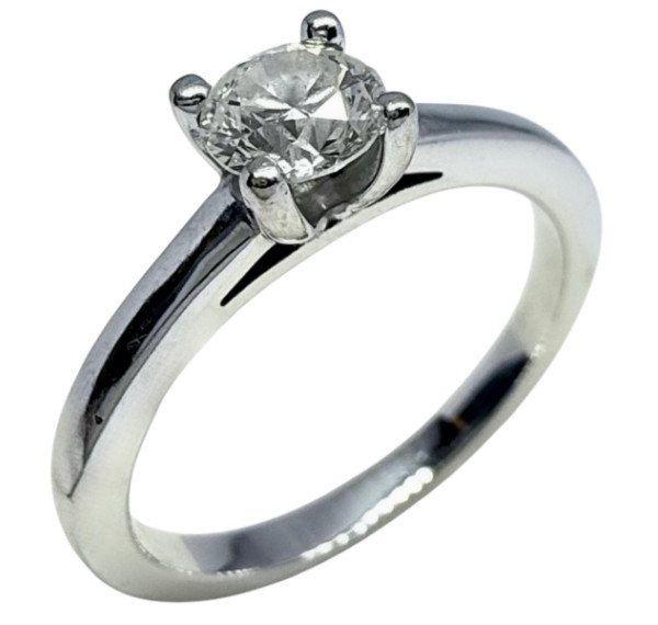 Solitario de oro blanco y diamante 0,45cts