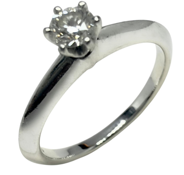 Solitario de platino y diamante 0,21cts