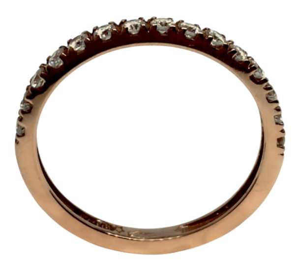 Sortija de oro rosa con diamantes